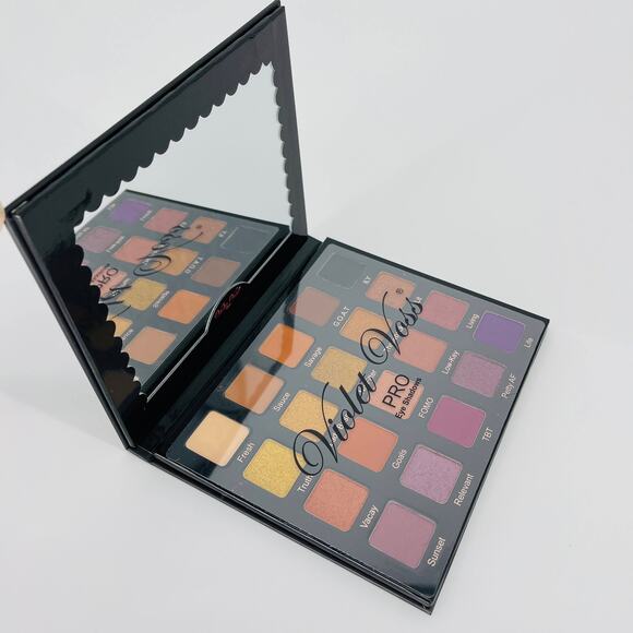 Violet Voss Hashtag - PRO Eyeshadow Palette - New / Unused - Picture 1 of 16